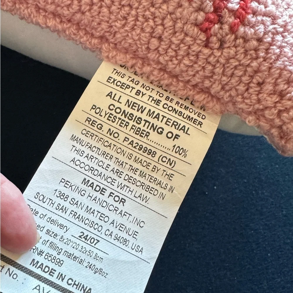 Super cute winter hats pillow!! Zoom in 4 design  details, angles& measurements